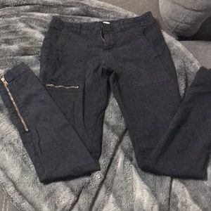 Black skinny jeans